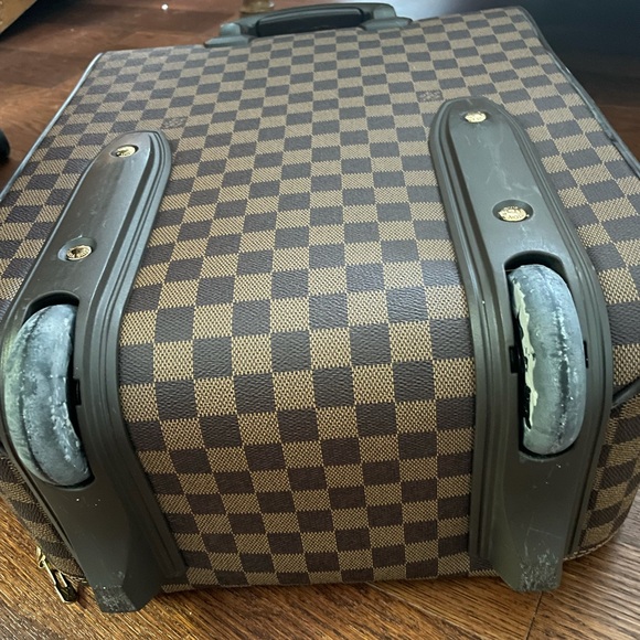 Louis vuitton PEGASE 45 in DE Sold - Picture 14 of 16